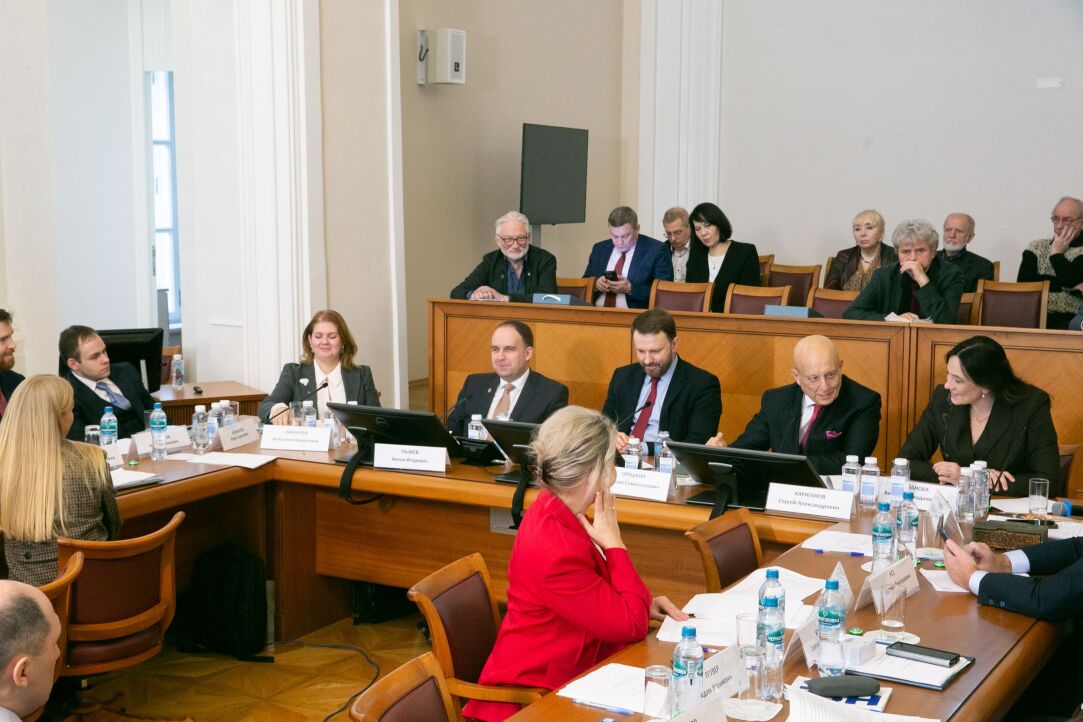 Создавать условия для жизни и развивать инфраструктуру: как сделать Сибирь модной Иллюстрация к новости: Создавать условия для жизни и развивать инфраструктуру: как сделать Сибирь модной